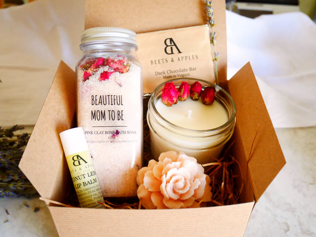 Elevate Your Romance with a Curated Valentine's Day Gift Set